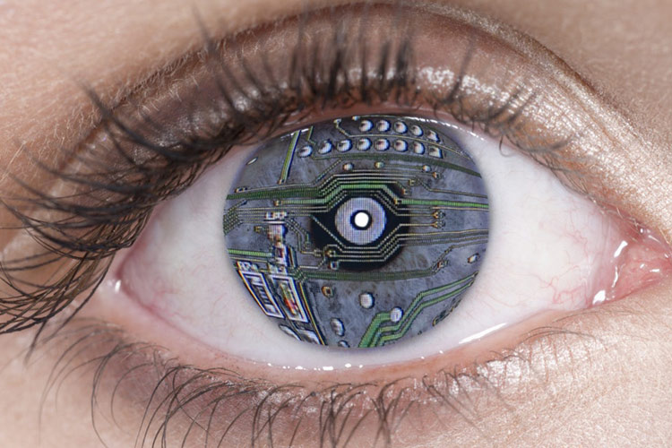 бионический глаз